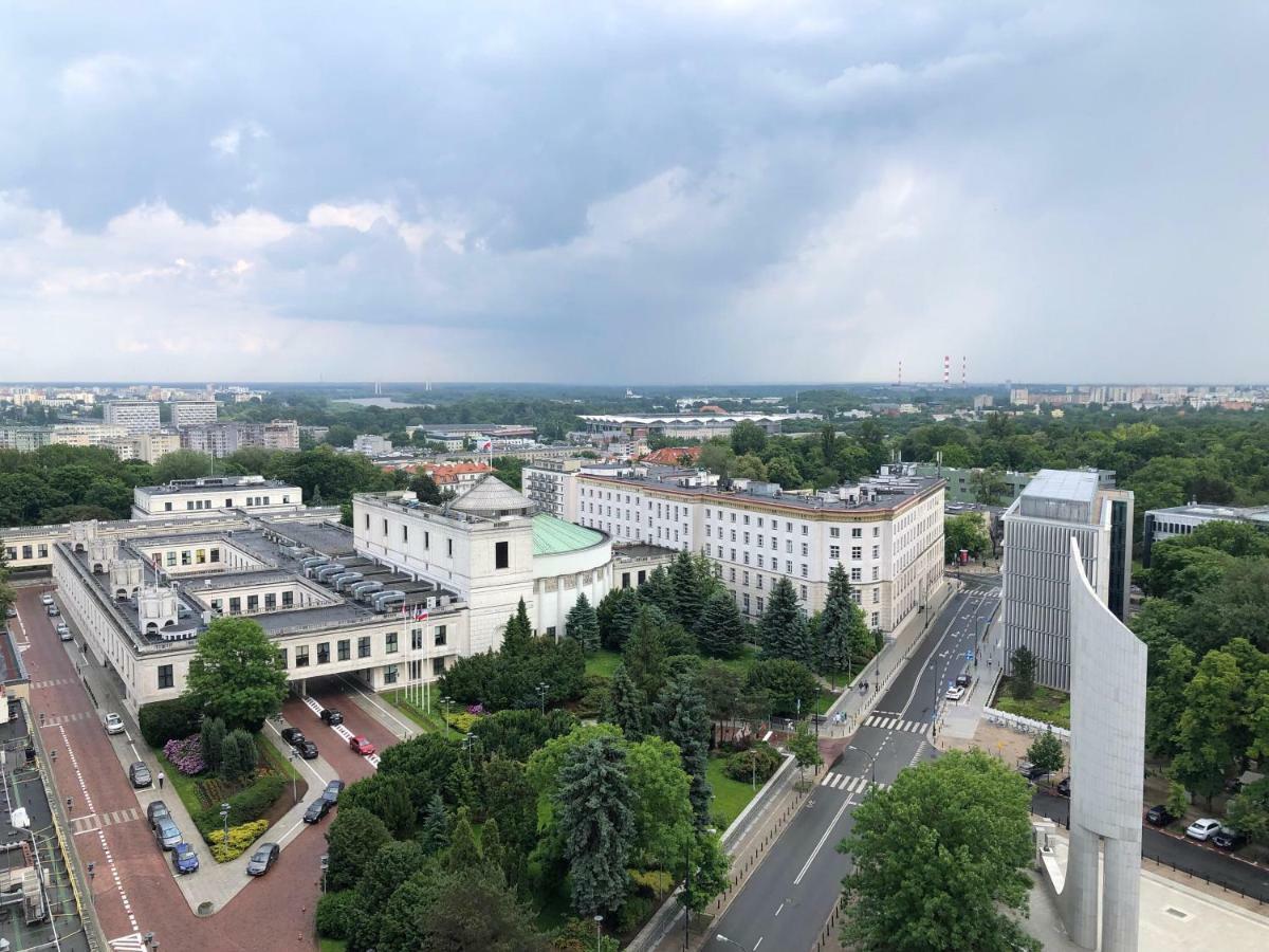 Wiejska 9 * Varsavia